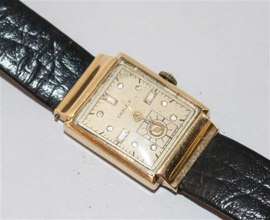 A gentlemans 14kt gold Chalet wrist watch.